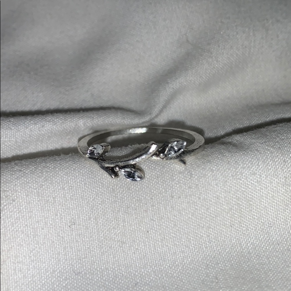 Women’s ring
